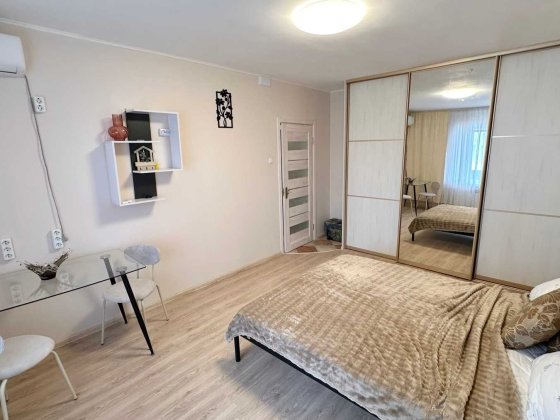 Фото реальн 1к Оболонь м Мінська озеро Біле. Дрімтаун. м Героїв Дніпра Київ