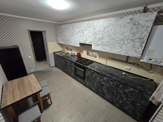 Здається 1-кварт по вул.Малевича в р-ні Ближнього замостя,читайте опис Винница