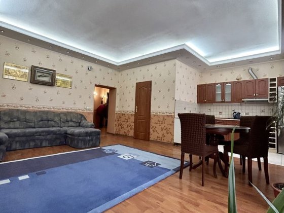 Оренла 2 к аул. Белоруська 32 метро Киев