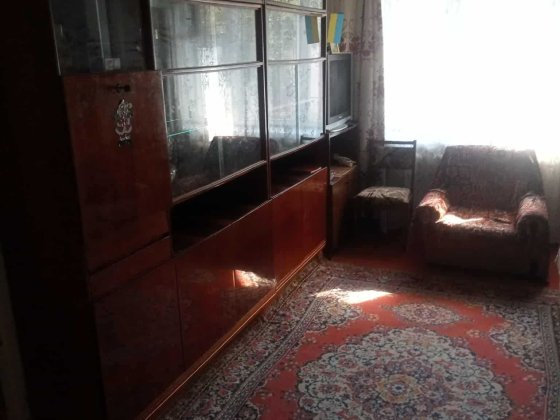 2-кімнатна, 2 окремі кімнати в 3-кімнатній квартирі без господаря Чернигов