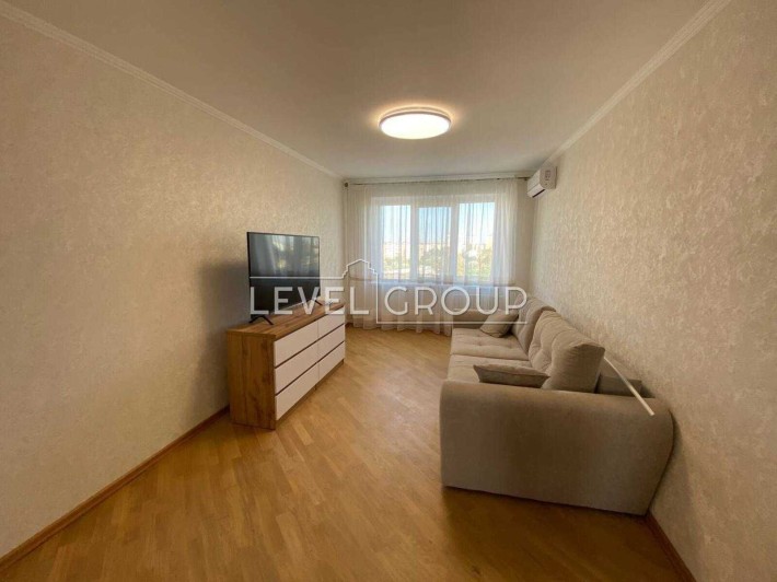 3 кімнатна квартира біля Ретровіля. Виноградар. Варшавський - фото 1