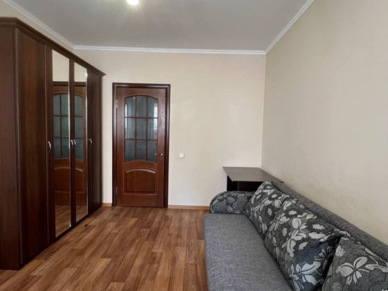 Оренда 2 кімнатної квартири, р-н Виноградар Киев