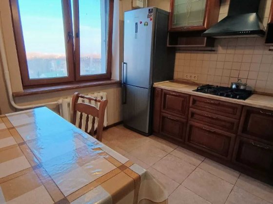 СДАМ отличную 3 комнатную квартиру Дніпро