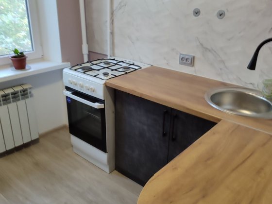 Сдам 1-к на 12 квартале.Первая сдачя. Дніпро