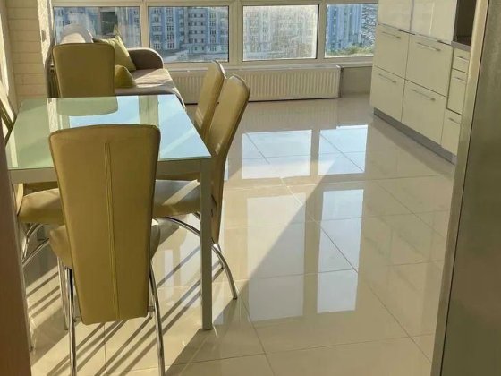 Оренда Осокорки Севен Рівер Стоун Чавдар Дніпровська набережна SF Киев