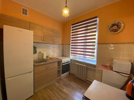 Двокімнатна, вулиця Басейна 10!, метро Палац Спорту Киев