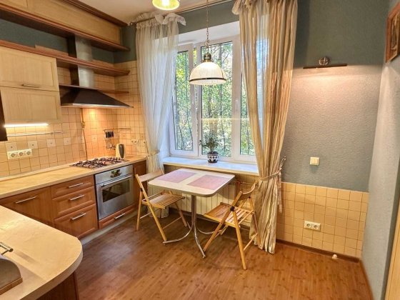 Без% Фото реальні 3к розд сталінка Липки м Печерська Кловська Київ