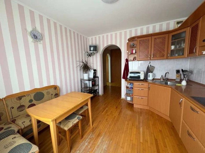 Продаж 2-к квартири вул. Драгоманова 8 - фото 2