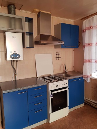 Риэлтор сдаст на длительный срок 2-х комнатную квартиру - фото 1