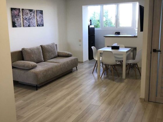 Оренда 2к квартири на вул. Алексєєнко Надії 108 Дніпро