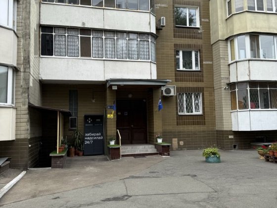 Здам 3-х кімнатну квартиру,метро Лівобережна,вул.А. Аболмасова 3 Київ