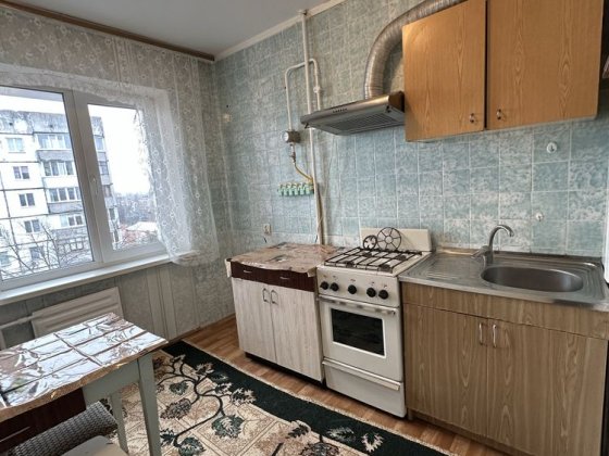 Оренда 3 кім кв Доценко Соборності Союз 12 29 25 31 школи Чернигов