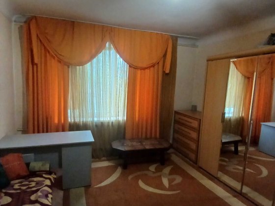 Долгосрочная аренда двухкомнатной квартиры на Малом рынке. Запорожье