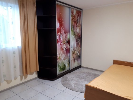 Жураковського Анатолія. Виставковий Центр,Теремки,Іподром 10-15хвилин Киев