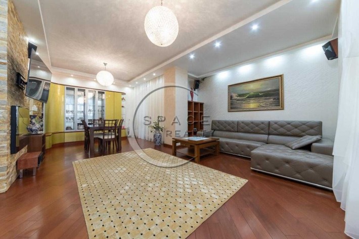 Аренда 3-комнатной квартиры в ЖК Новопечерские Липки - Драгомирова - фото 1