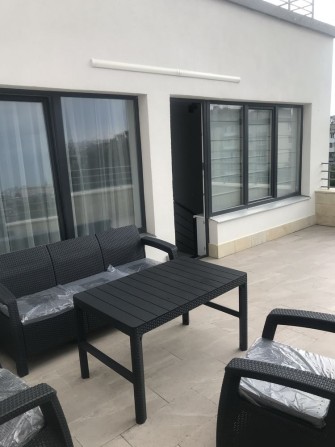 Оренда двух рівневої квартири з великою терасою, ближній  центр - фото 1