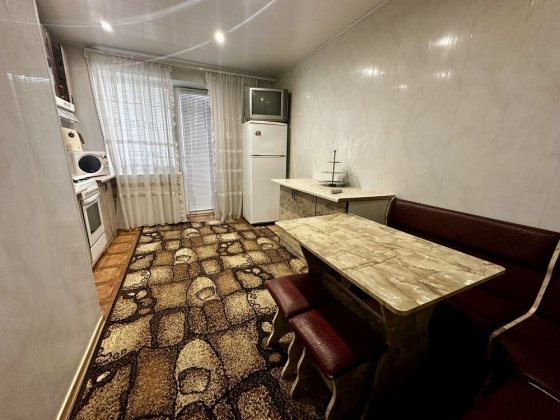 2 комнатная квартира Левый Берег Днепр