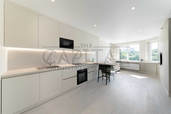 Оренда / Квартира
Київ, Подільський район, вул. Кирилівська, - фото 1