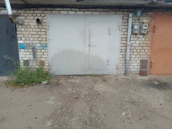 Продам гараж с подвалом Л/б 4 мкр Кам'янське
