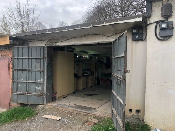 Гараж у ГБК№ 8 (військове містечко), з документами Кам'янець-Подільський