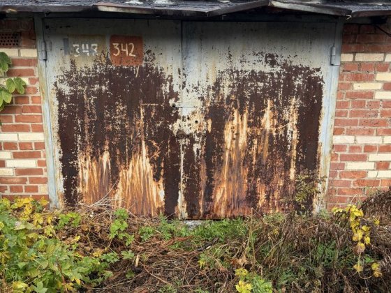 Продам ворота на гараж 