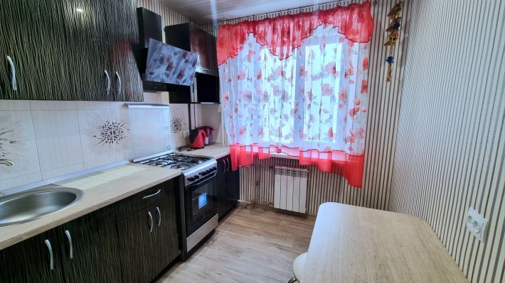 Оренда 2к.кв на Космосі, вул. Чумаченко ( 40й Гастроном) - фото 1