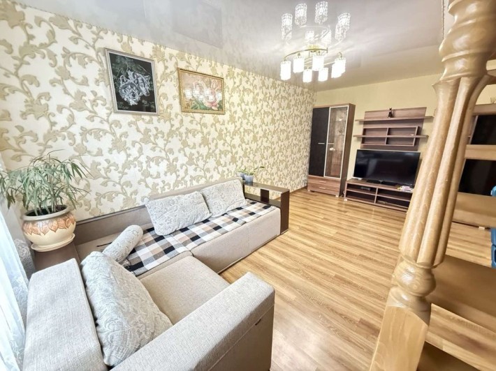 Оренда чудової 3 кімнатної двоповерхової квартири - фото 1