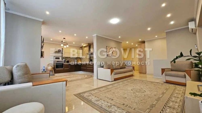 Оренда трикімнатної квартири Silver Breeze Дніпровська набережна 1А - фото 1