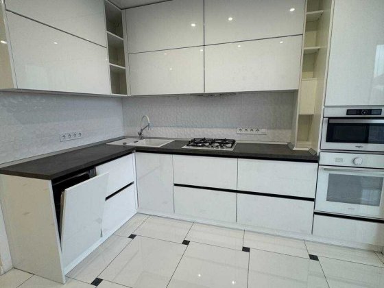 Оренда 2-кімнатної квартири по вул. Б. Хмельницького Львів