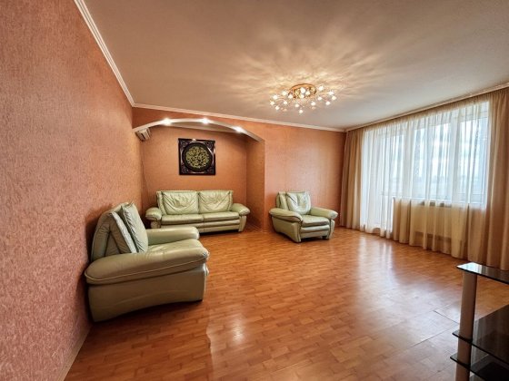 3 кімнатна Ковалівка, поруч центр міта з меблями та технікой Кропивницкий