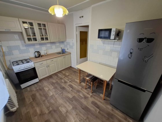 Оренда 2 кімнатної квартири вул Тичини 12 . Кімнати ізольовані. Львів