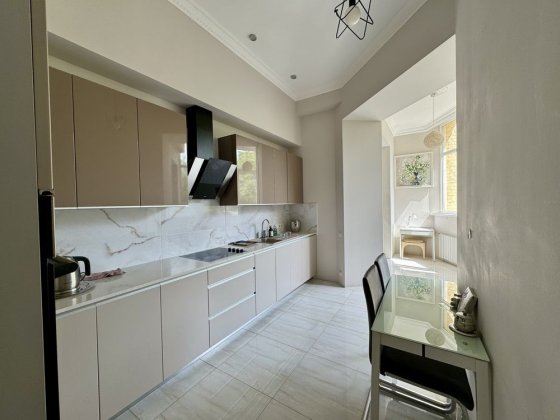 Аренда классной 2комн. квартиры в самом центре! Ул. Мечникова! Дніпро