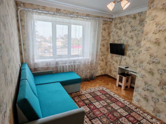 Сдам 2-х к кв Яворницкого. Пастера .центральный рынок . Дніпро