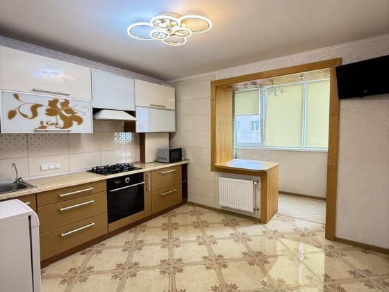 Здається чудова 3 кімната квартира район Академічний. Вінниця