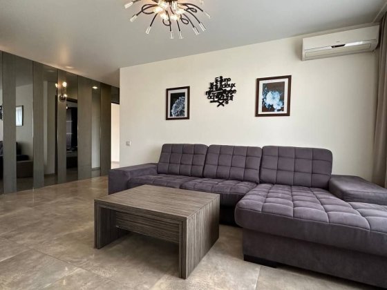 3к пр. Героев 11, ж/м Победа 4, небольшая собачка обсуждается Дніпро