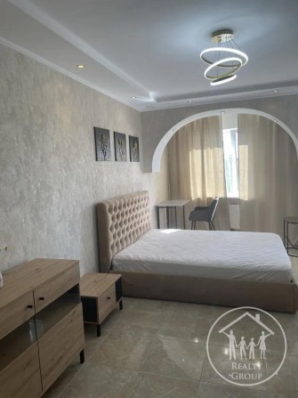 Оренда 1-кімнатної квартири на вул. Науковій - фото 1