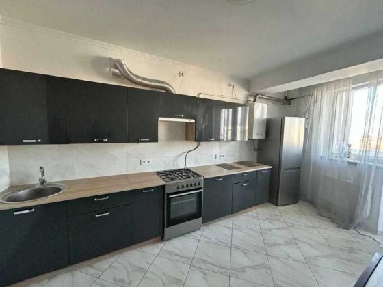 Оренда простороі‌ 1-кімнатноі‌ квартири в новобудові на вул.Головатого Львов