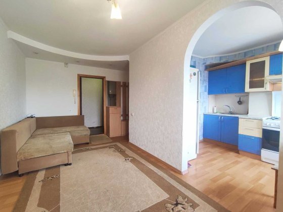 С 30 октября •  2 - к. квартира • ж\м Кр.Камень • Велика Діївська ул. Днепр