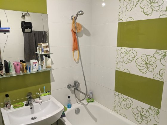 Сдам 3х комнатную квартиру в хорошем состоянии.Своя без посредников. Запорожье