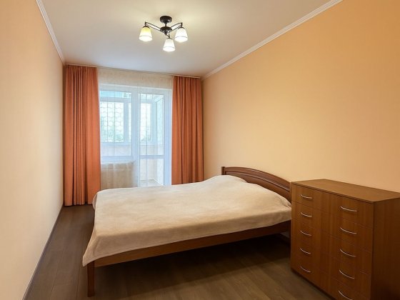 Оренда 3 кімнатної квартири вул. Володимира Великого Львов