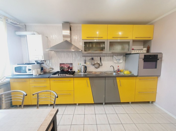 3кімнатна квартира Вишенька. АГВ - фото 1