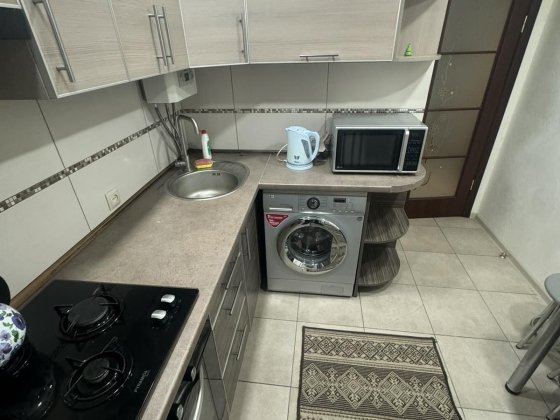 Оренда 1кімн.кв по вул.Перемоги(р-н 5 лікарні)