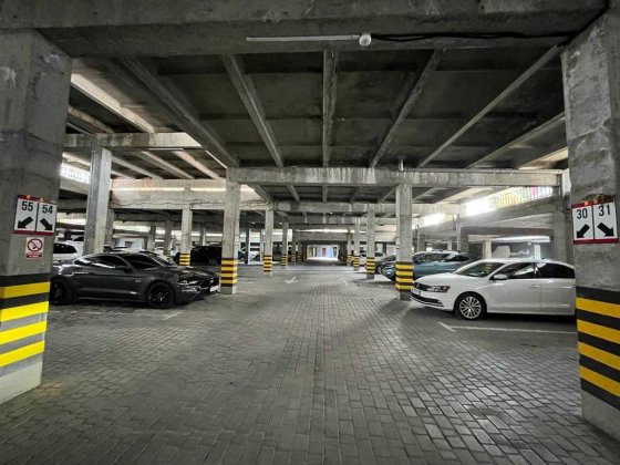 Паркомісце в центрі, ЖК Княгинин Ивано-Франковск