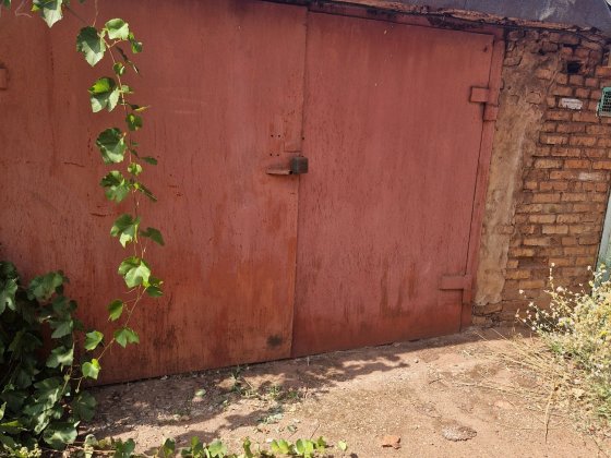 Продам гараж на Крэсе Кривий Ріг