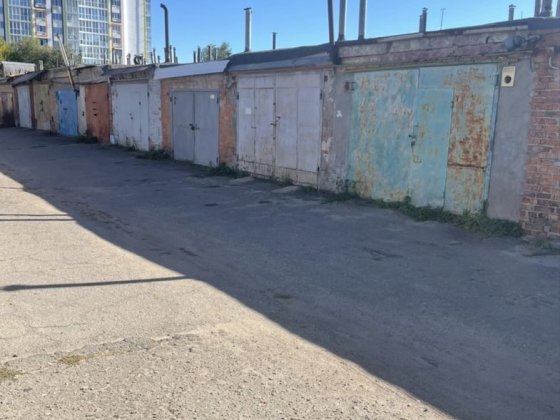 продам або здам в оренду капітальний гараж Полтава