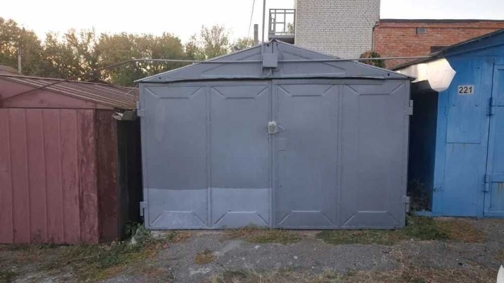 Гараж металевий оренда - фото 1