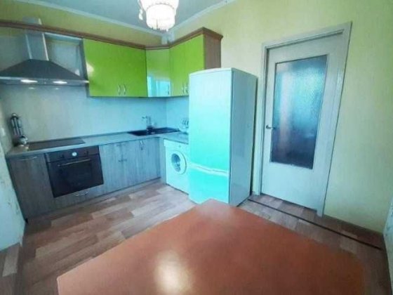 Власник, здам квартиру Осокорки. Ахматової 39/б Киев