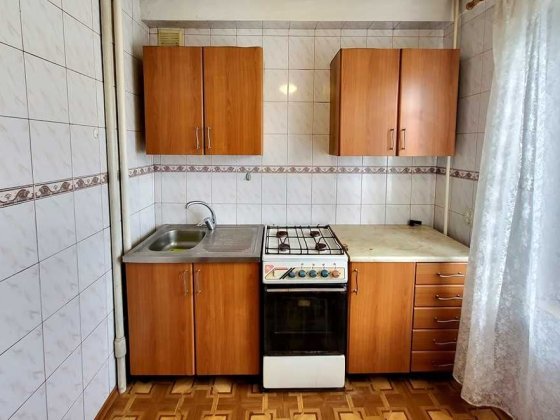 Оренда 2-х к.кв. вул. Козака Бабури буд. 18 3-й поверх.