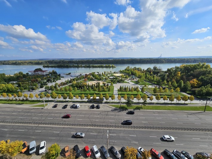 Аренда видовая 2к в ж/к Набережный квартал, Победа - фото 1