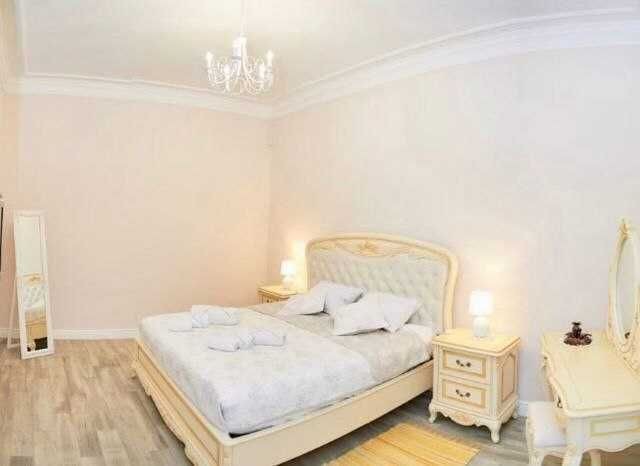 Оренда 2-кімнатної квартири на вул. Драгоманова в самому центрі міста - фото 1